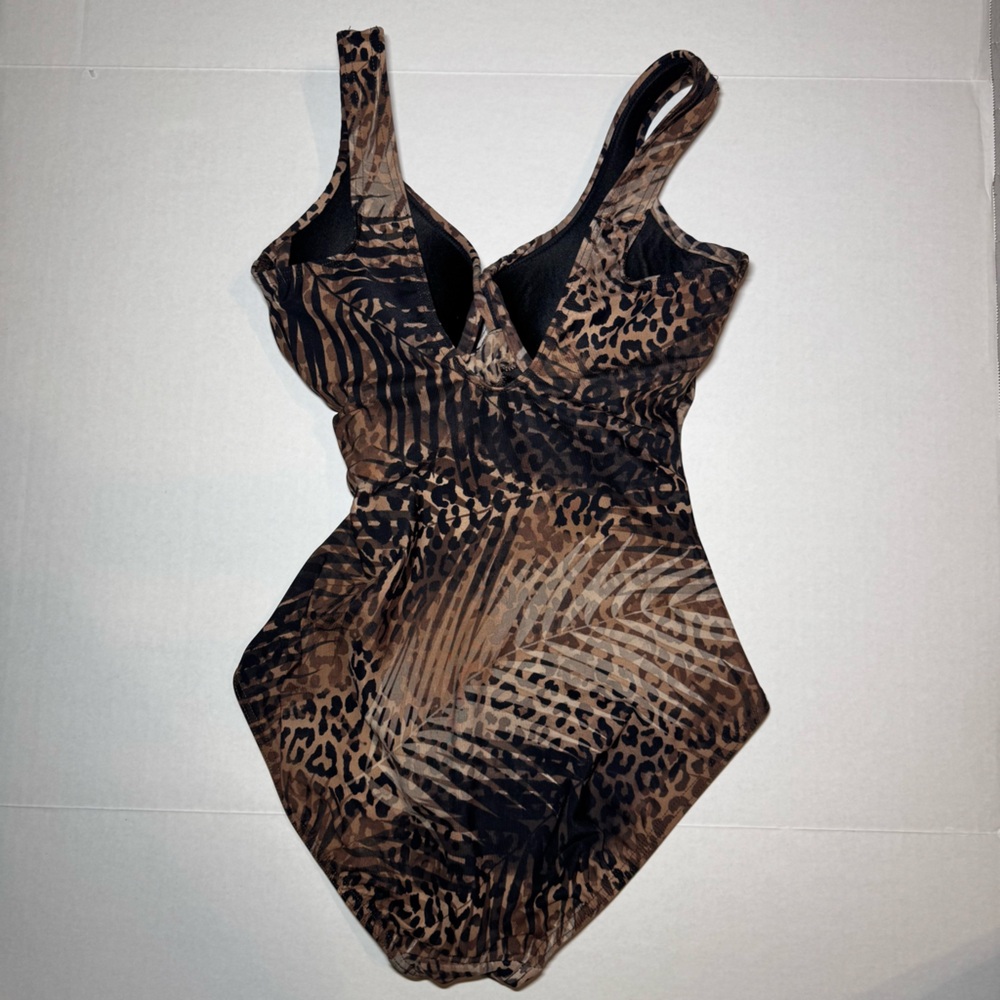 Miraclesuit It’s A Wrap Palm Animal Print One Piece Bathing Suit size 8 - Picture 4 of 10